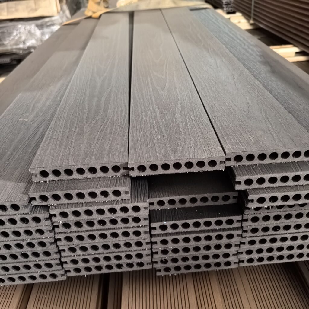outdoor wpc decking